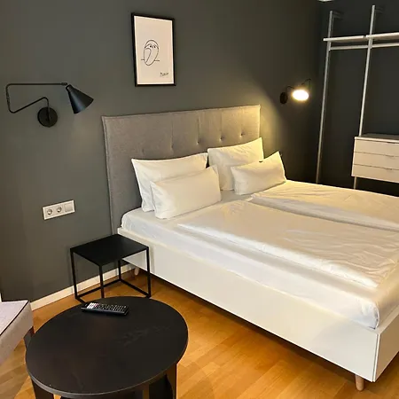 Dk Hotel