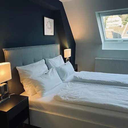 Dk Hotel 3*