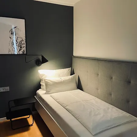 Hotel Dk 3*